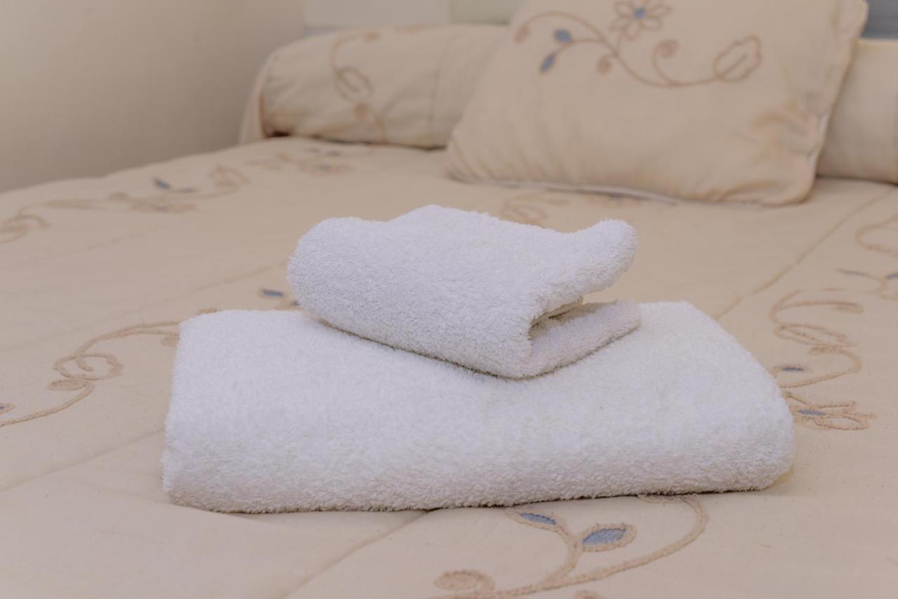 Loving Estepona Apartment Bagian luar foto